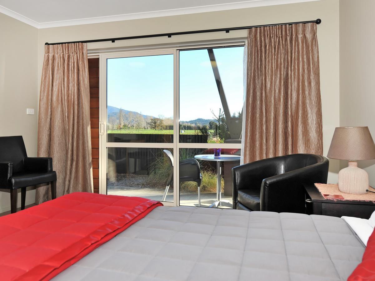 טקאקה Mohua Motels מראה חיצוני תמונה