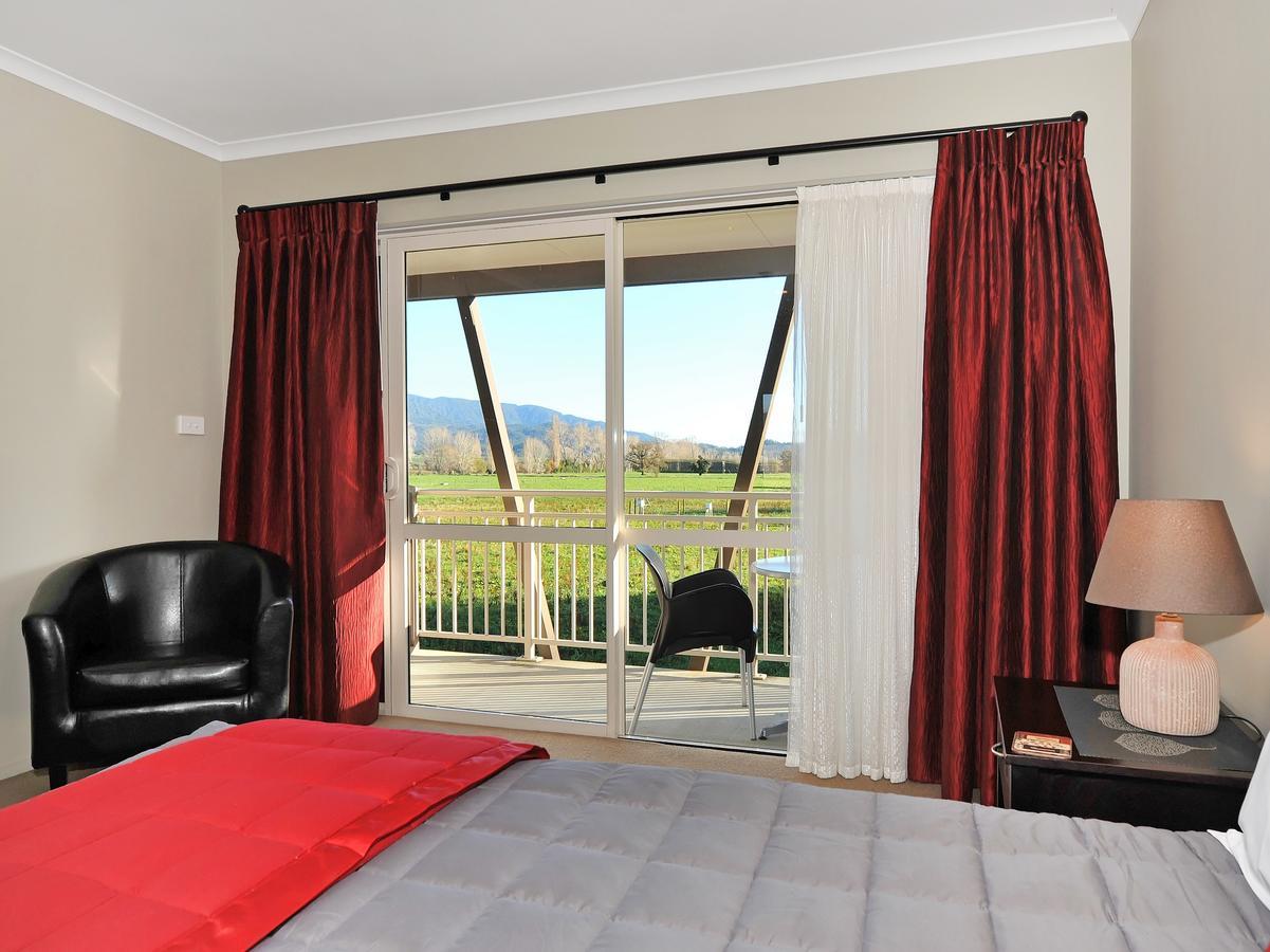 טקאקה Mohua Motels מראה חיצוני תמונה